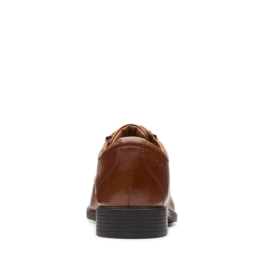 Clarks Whiddon Cap Mocassino Oxford Uomo - Pelle Nera, Suola Sintetica Flessibile, Plantare Ortholite, Lacci, Vestibilità Larga (11.5 EE - Wide)